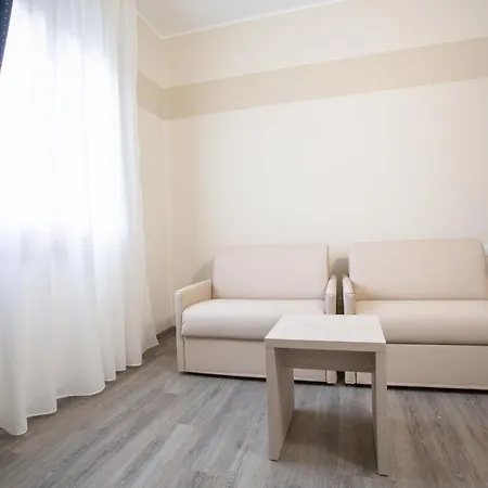 Home Hotel