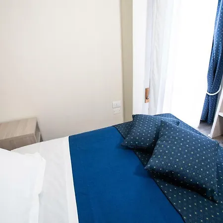 Hotel Home Hotel