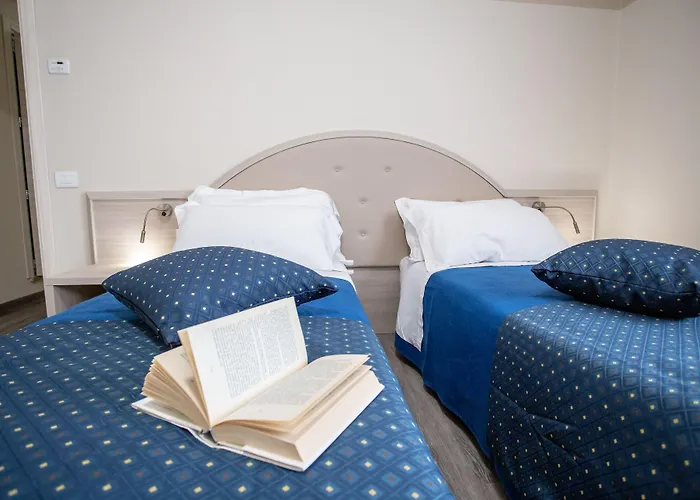 ホテル Home Hotel 3*