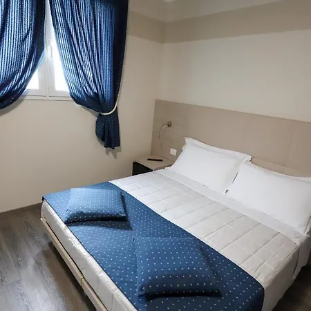 Home Hotel 3* كاستيلفرانكو فينيتو