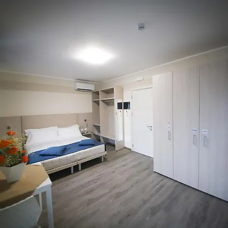Home Hotel Hotel 3*