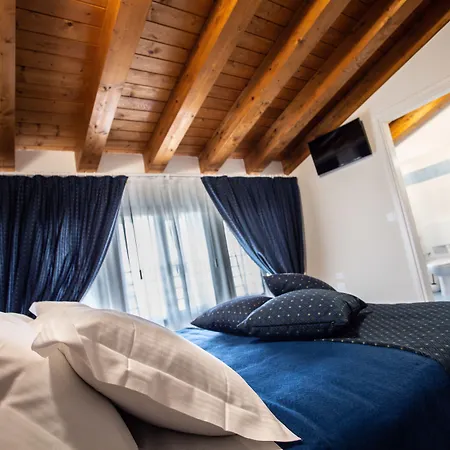 Home Hotel Отель