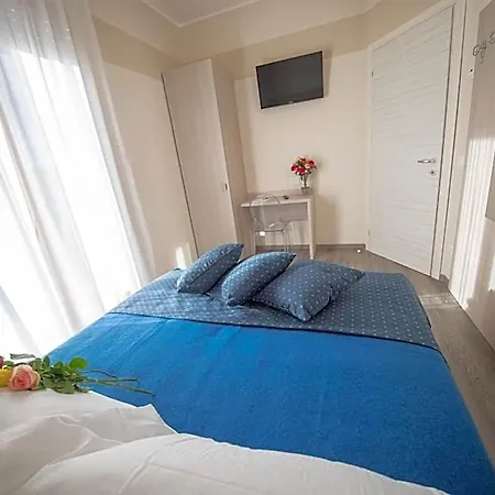 Szálloda Home Hotel