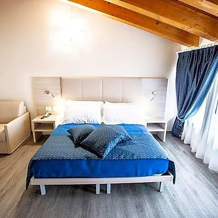 فندق Home Hotel