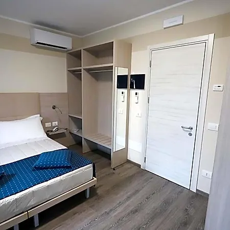 فندق Home Hotel