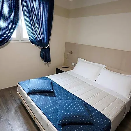 Home Hotel 3* كاستيلفرانكو فينيتو