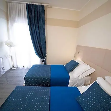 Home Hotel 호텔 3*