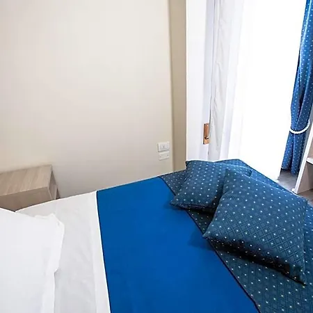 Home Hotel فندق كاستيلفرانكو فينيتو
