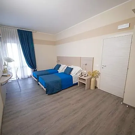 Home Hotel 호텔 카스텔프랑코베네토