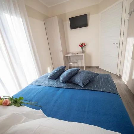 Home Hotel Hotel
