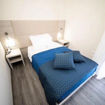Hotel Home Hotel