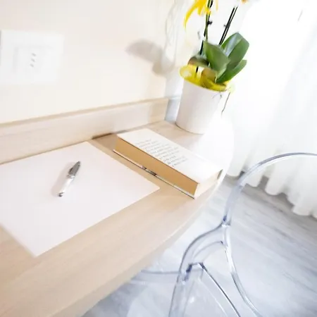 Hotel Home Hotel 3*