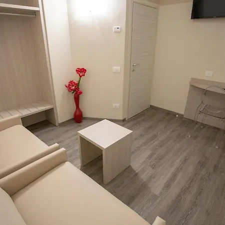 Home Hotel Hotel 3*