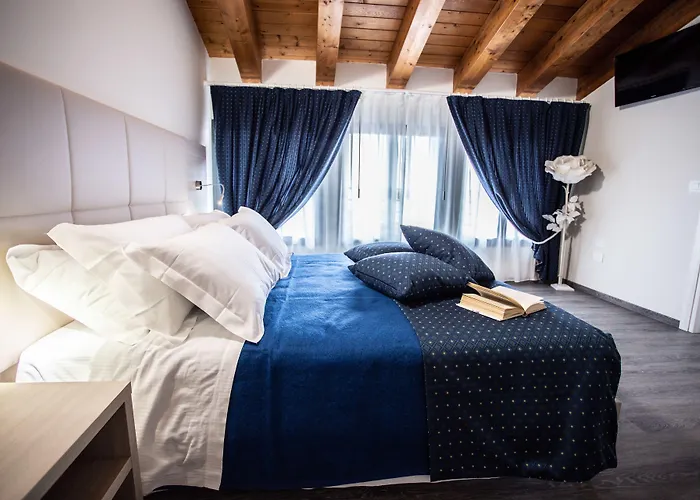 Home Hotel Hotel