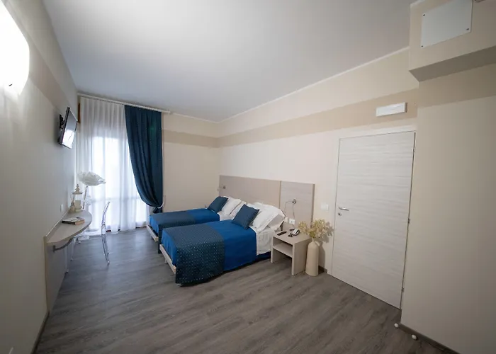 Hotel Home Hotel