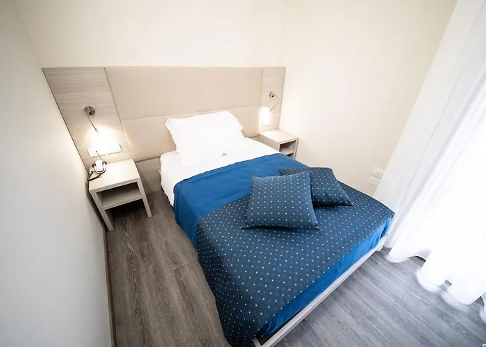 Hotel Home Hotel